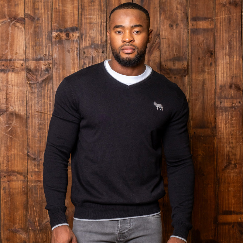 Classic Luxe V-Neck Pullover Mamba