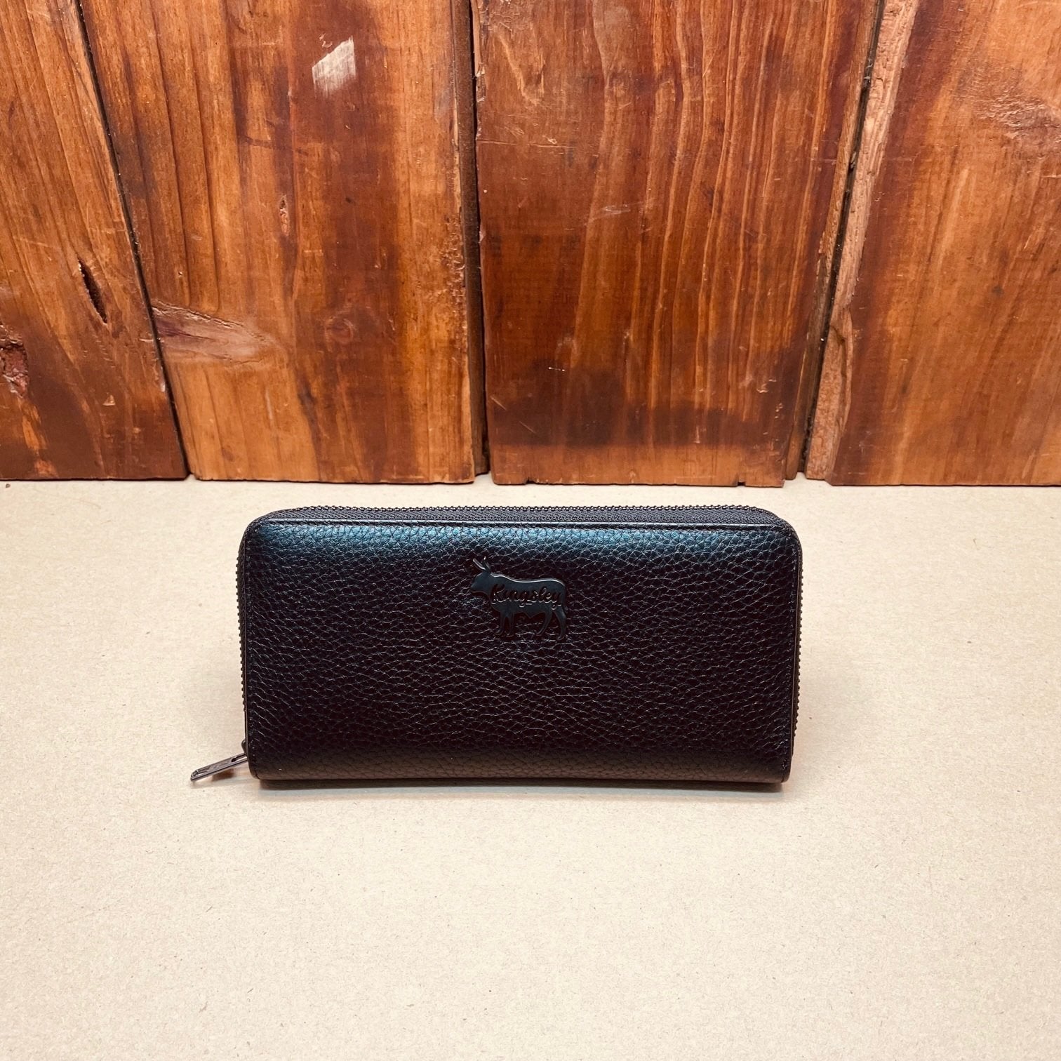 Kingsley Heath Pebbled Trim Purse Mamba