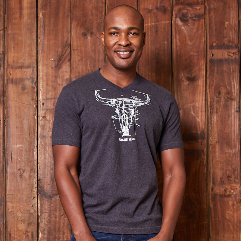 Engineered Nguni Skull V-Neck Tee Gravel