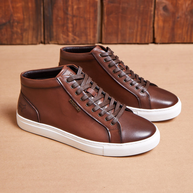 Kingsley Heath Metal Trim Chukka Choc/Brass/White