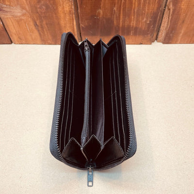 Kingsley Heath Pebbled Trim Purse Mamba